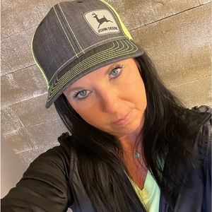 Meet your Posher, Mary